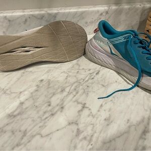 Women’s shoes